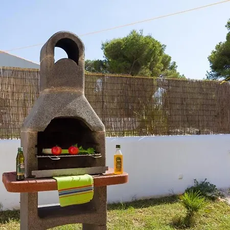 Cala Galdana Sleeps 9 Pool Air Con Wifi Vila