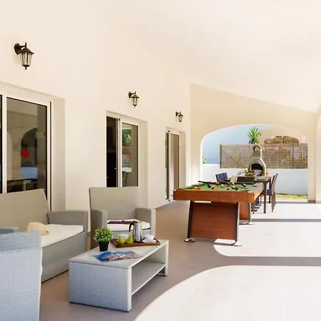 Cala Galdana Sleeps 9 Pool Air Con Wifi Βίλα Cala Galdana (Menorca)
