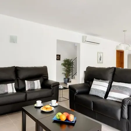 Cala Galdana Sleeps 9 Pool Air Con Wifi Βίλα *