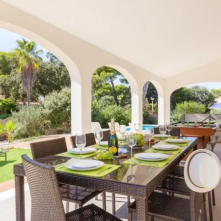 Cala Galdana Sleeps 9 Pool Air Con Wifi
